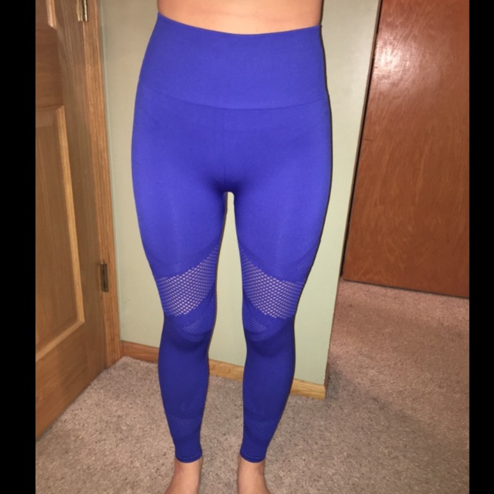 Fabletics mosaic high-waisted 7/8 leggings
